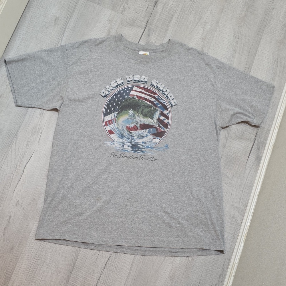 Vintage Bass Pro Shops T Shirt 2XL‎ Gray An American Tradition Fishing USA Flag